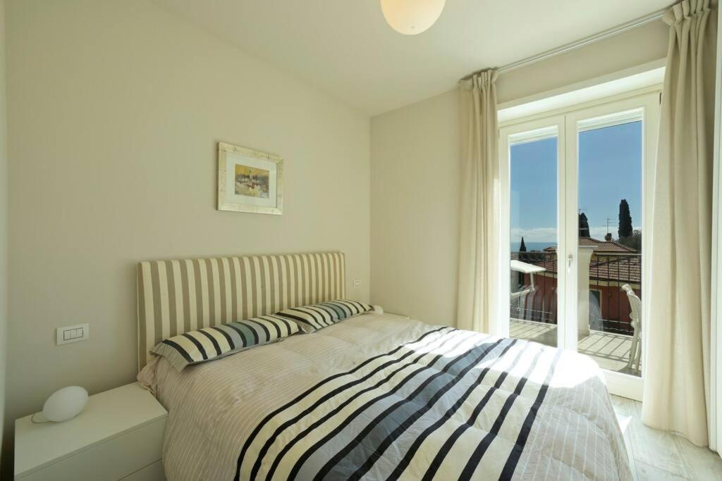 Luxury Apartament Con Garage Vista Mare Alassio Per 6 Persone エクステリア 写真
