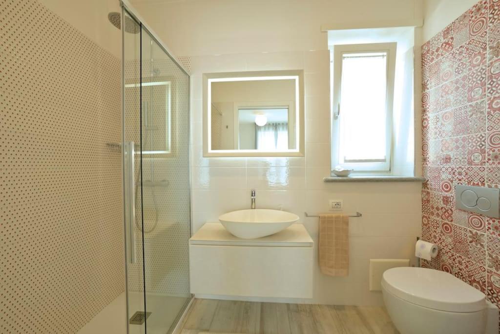 Luxury Apartament Con Garage Vista Mare Alassio Per 6 Persone エクステリア 写真